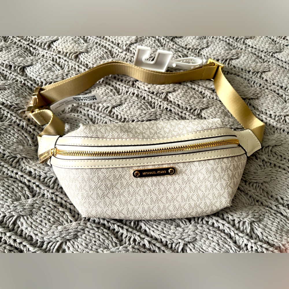 Michael Kors mini logo crossbody- belt bag vanilla color with gold trim. NWT